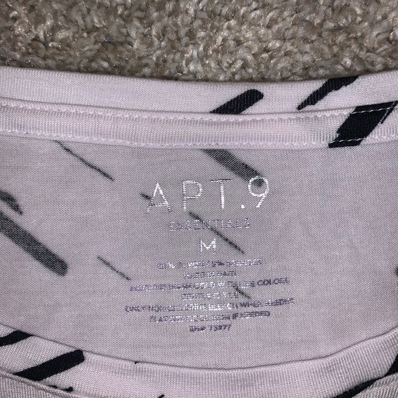 Apt 9 Essentials White & Black Shirt size M - Picture 8 of 9
